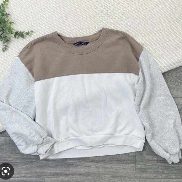 Abercrombie & Fitch Sweaters - Abercrombie and Fitch Color Block Crewneck Sweater